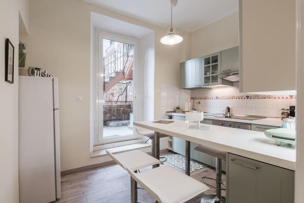Apartment Poerio Home&garden Near The Centre Of